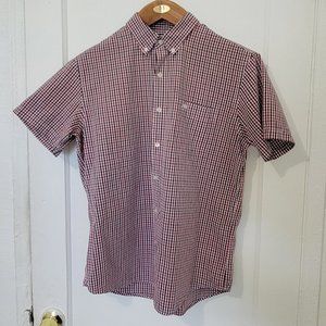 Dockers Men Short Sleeve Shirt L, but size is M